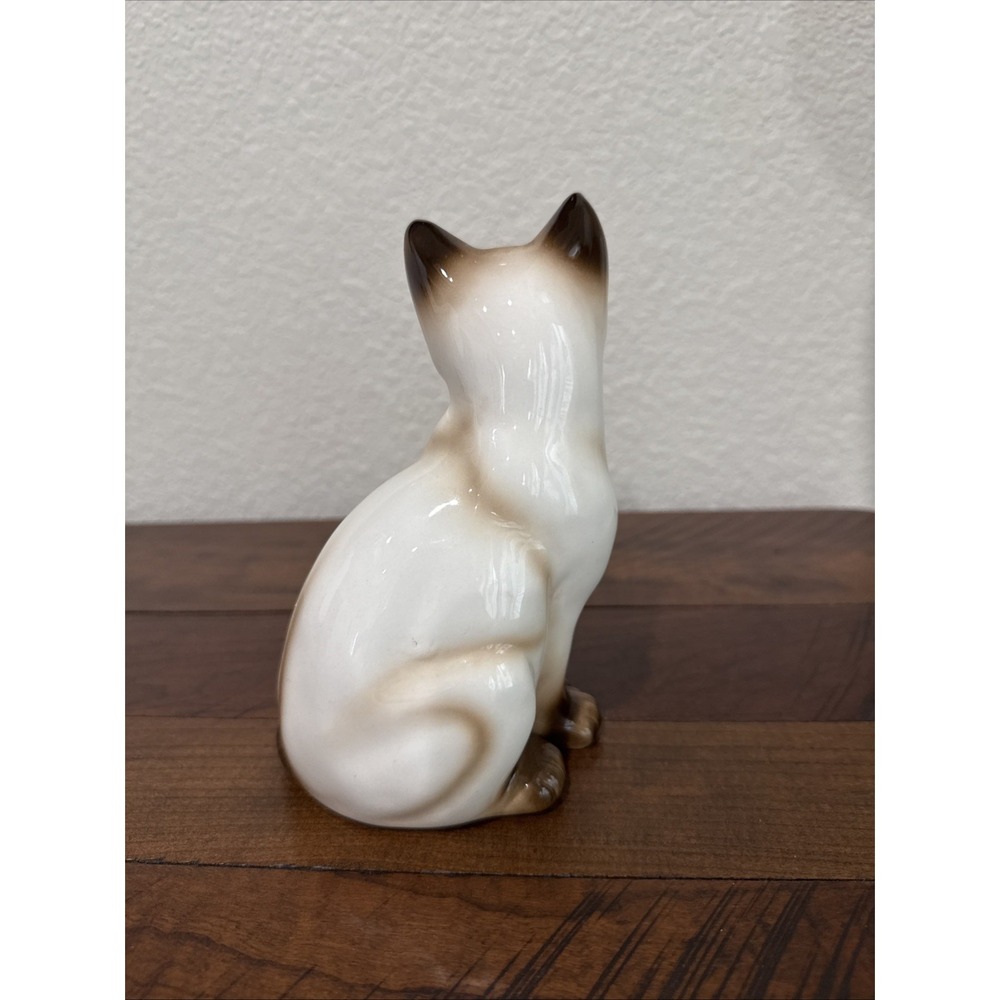 Enesco Cat Figurine with Blue Eyes Siamese Kitten - Picture 6 of 12
